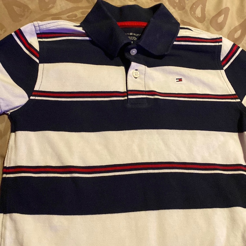 Boys Tommy Hilfiger short sleeve pol shirt  size M 8-10